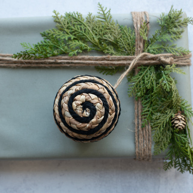 Swirl Rope Ornament