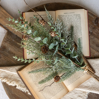 Kringle Pine w/ Pinecone Bundle