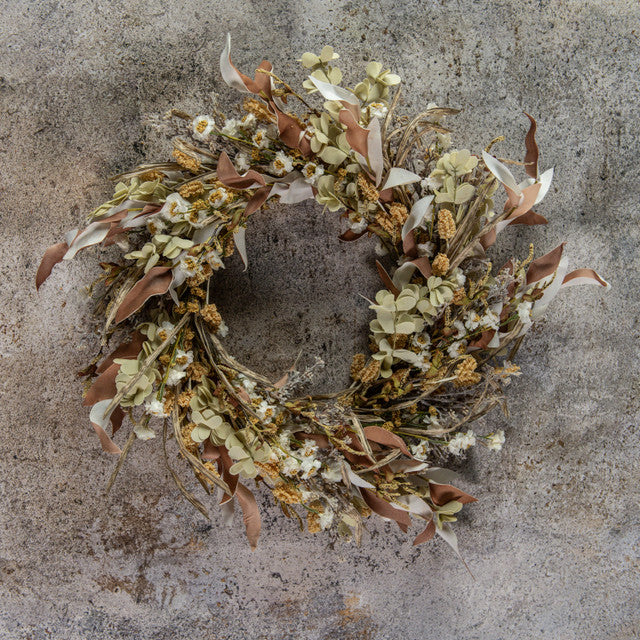 White Mini Daisy & Heather Wreath
