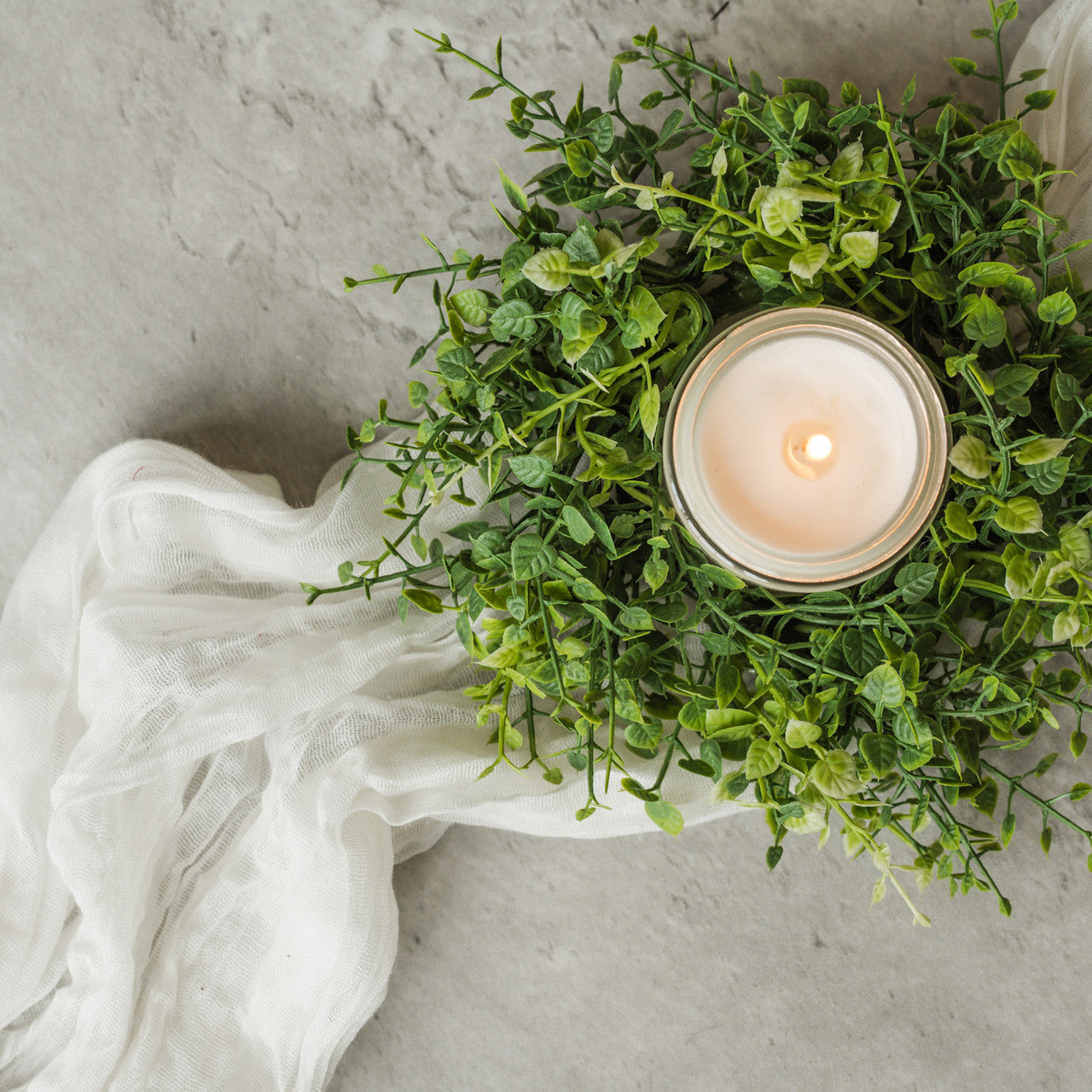 Mini Vinca Vine Candle Ring