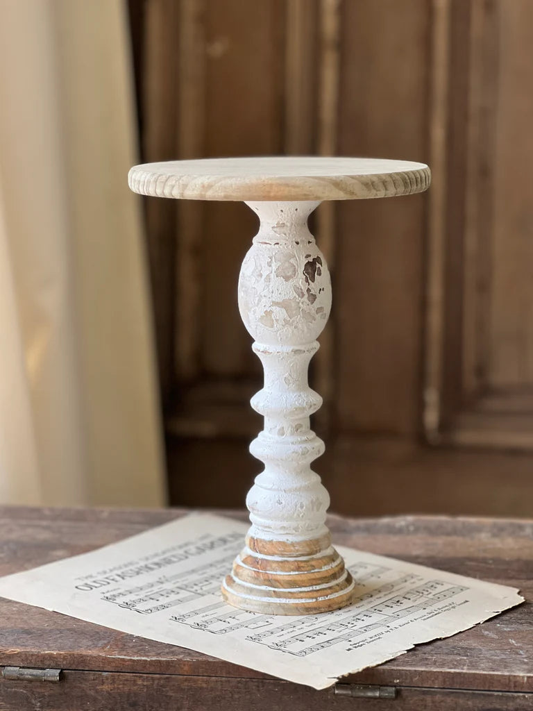Landon Pedestal
