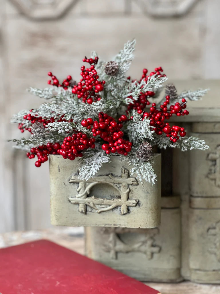 Winterberry Charm Half Sphere