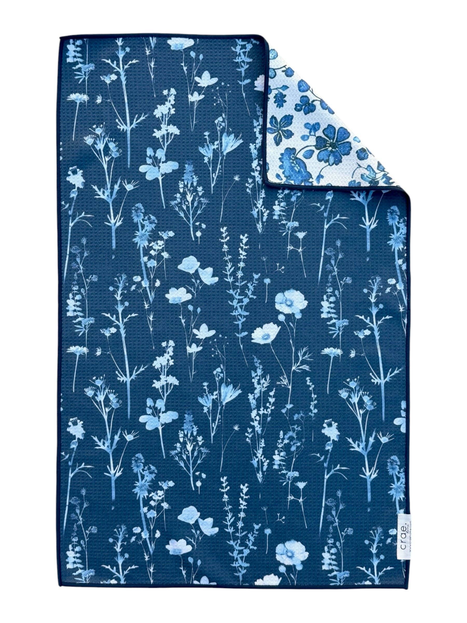 Blue Willow: Reversible Hand Towel & Washcloth
