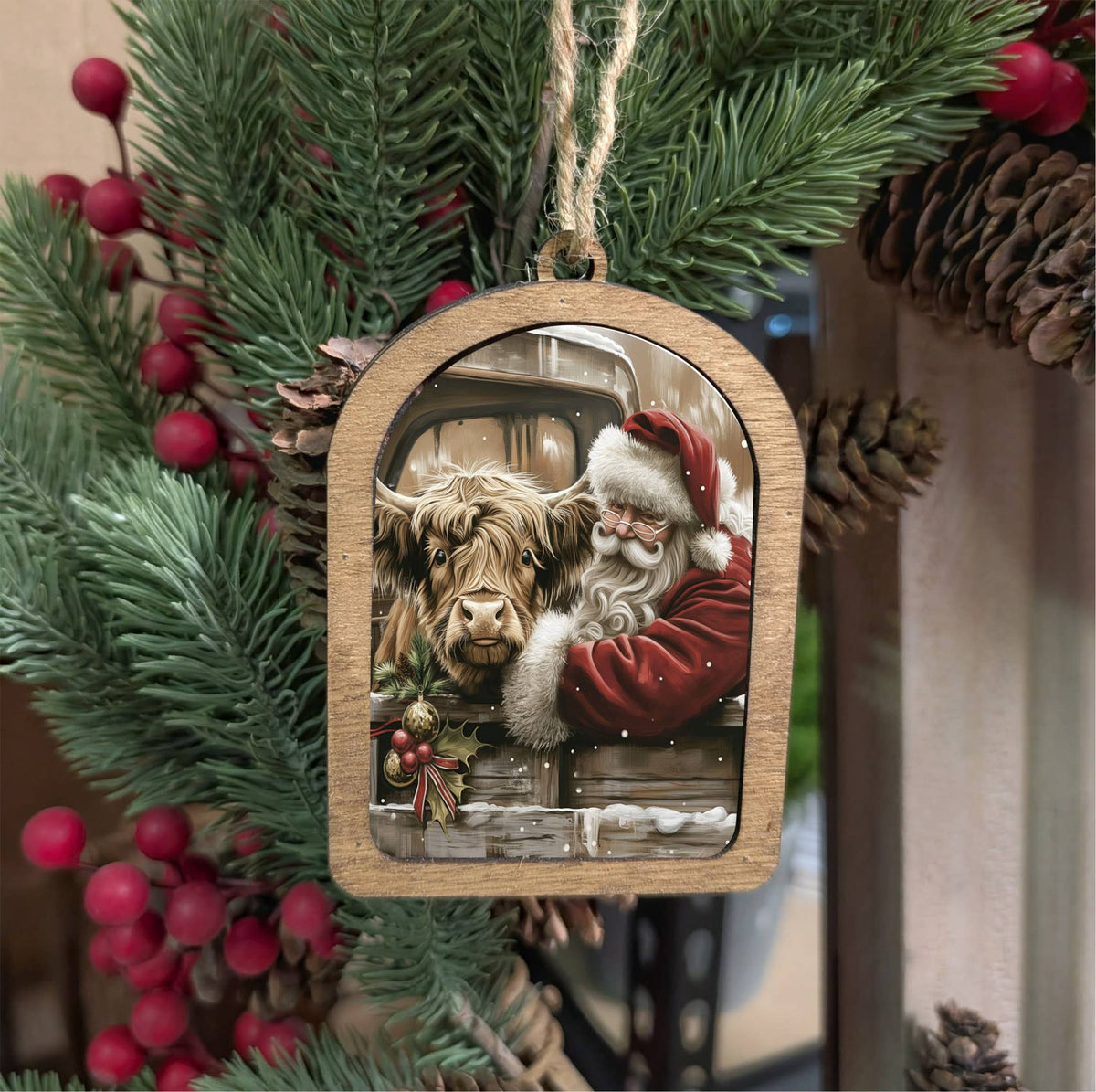 Canvas Arch Ornament Highland With Santa