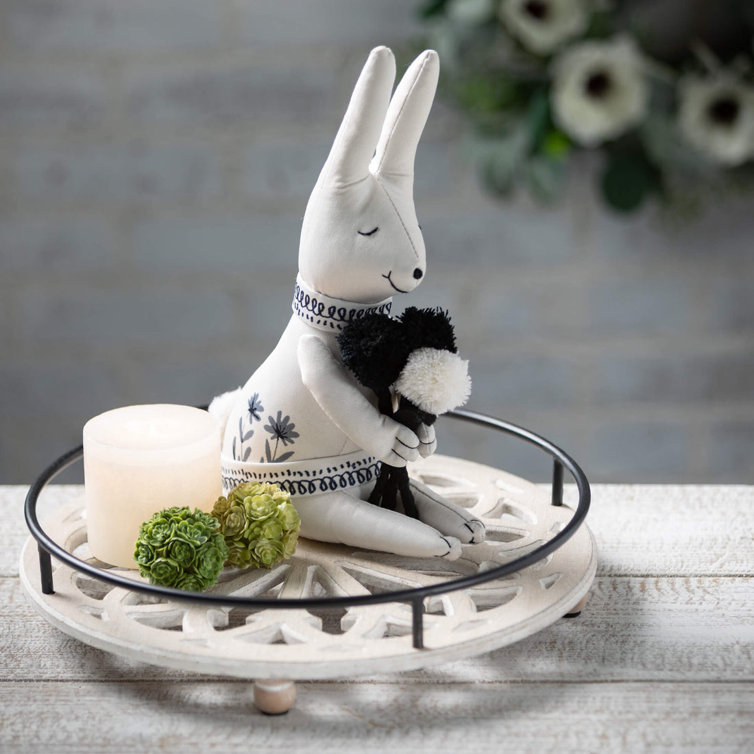 Metal Frame Round Tray