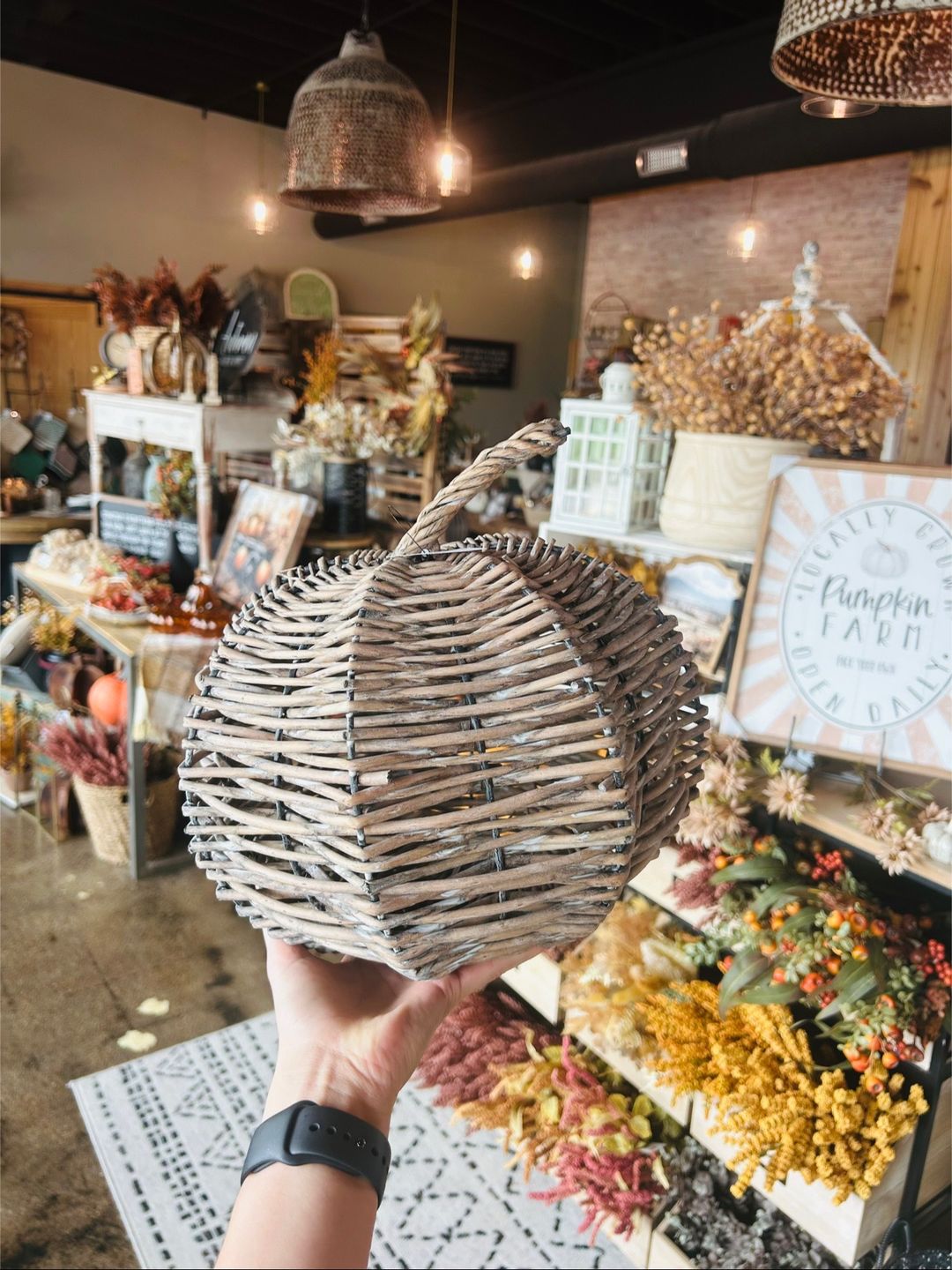 Willow Pumpkin