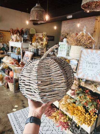 Willow Pumpkin
