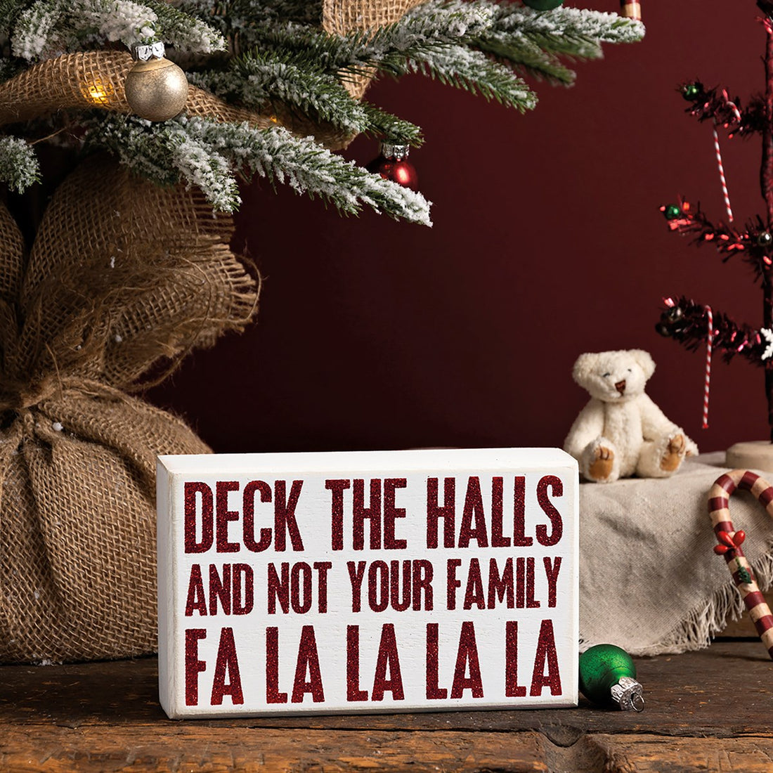 Deck The Halls Box Sign