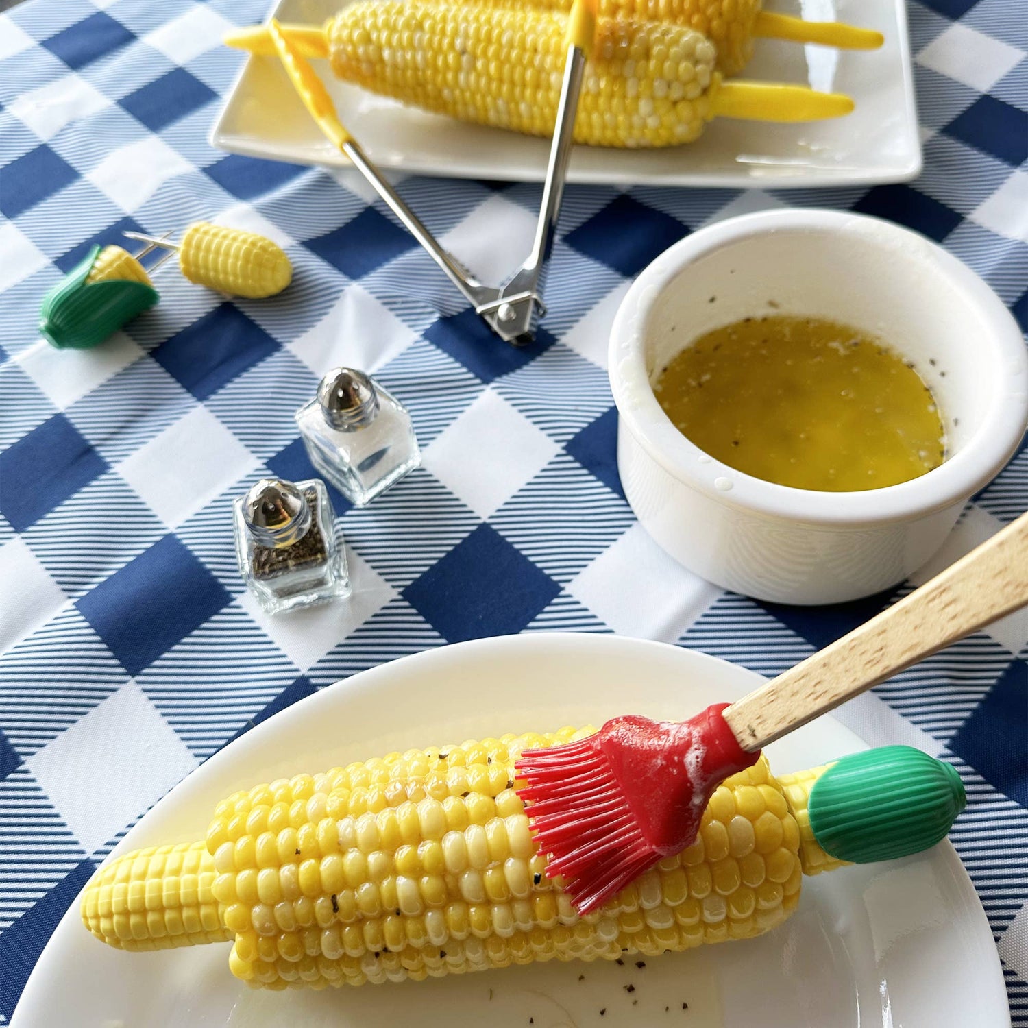 Jumbo Corn Holders S/8 Carded