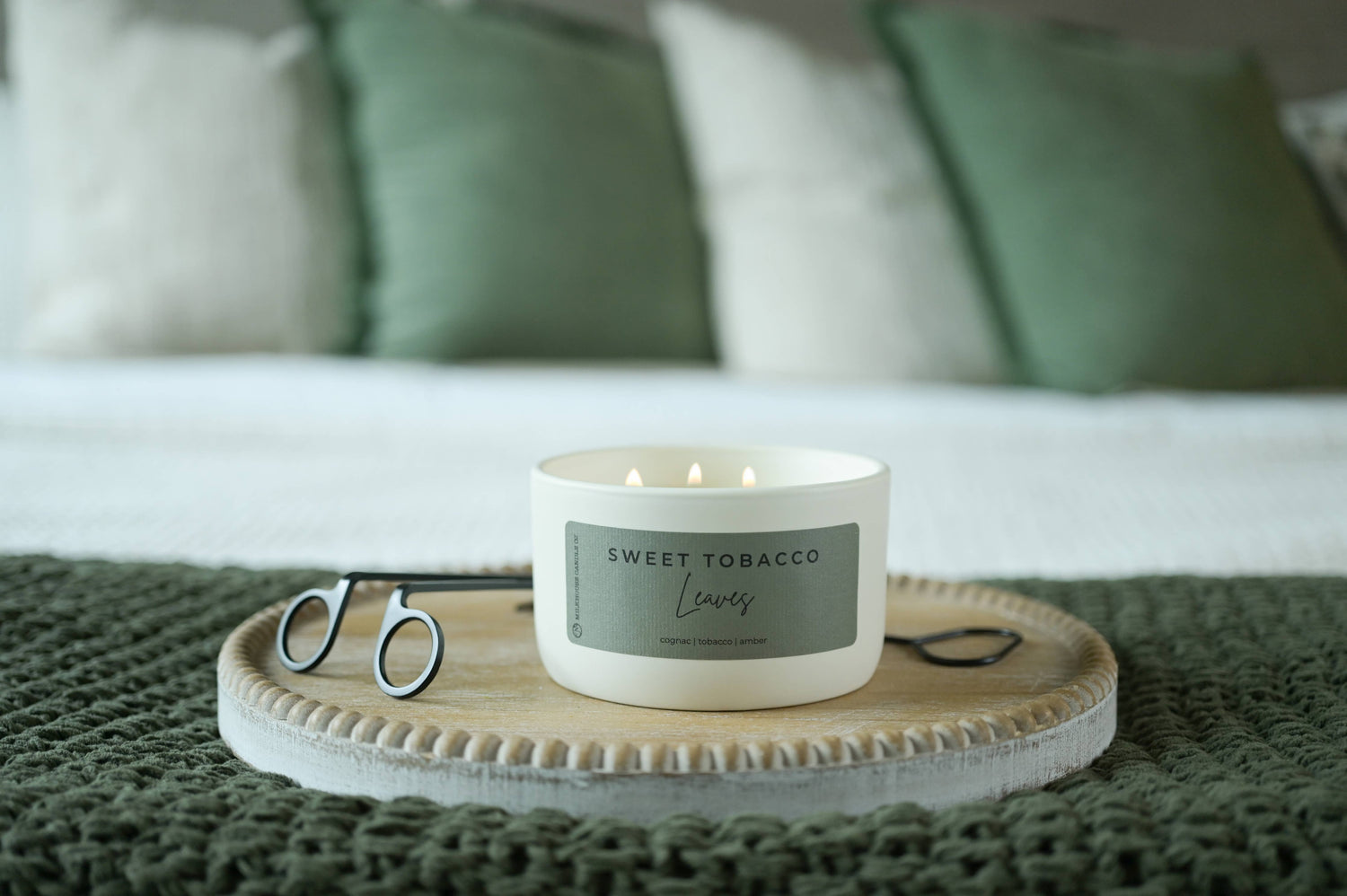Sweet Tobacco Leaves | 10 oz Signature Statement Candle