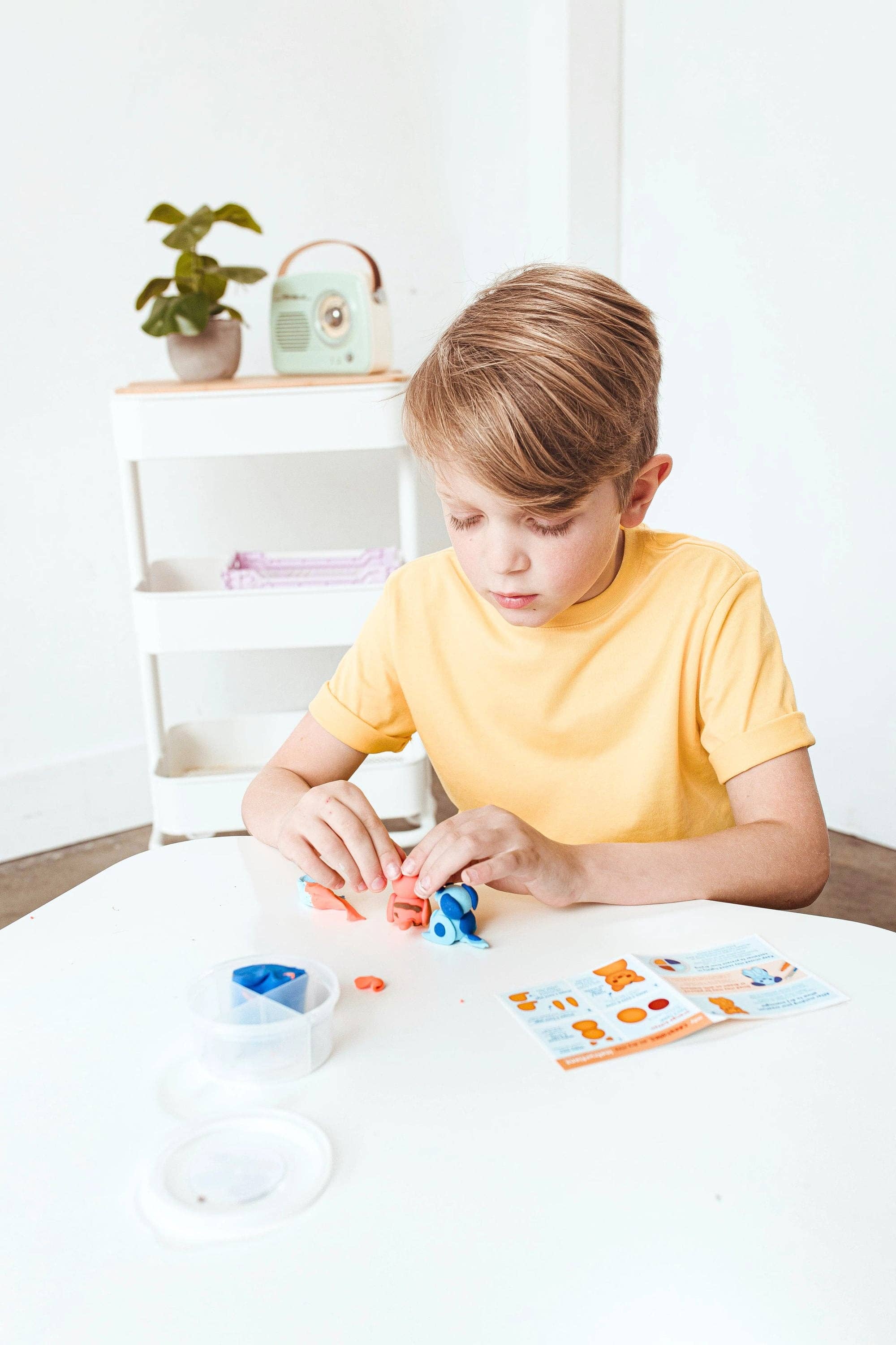 Creatibles Air Dry Clay Kit - Dino Pals