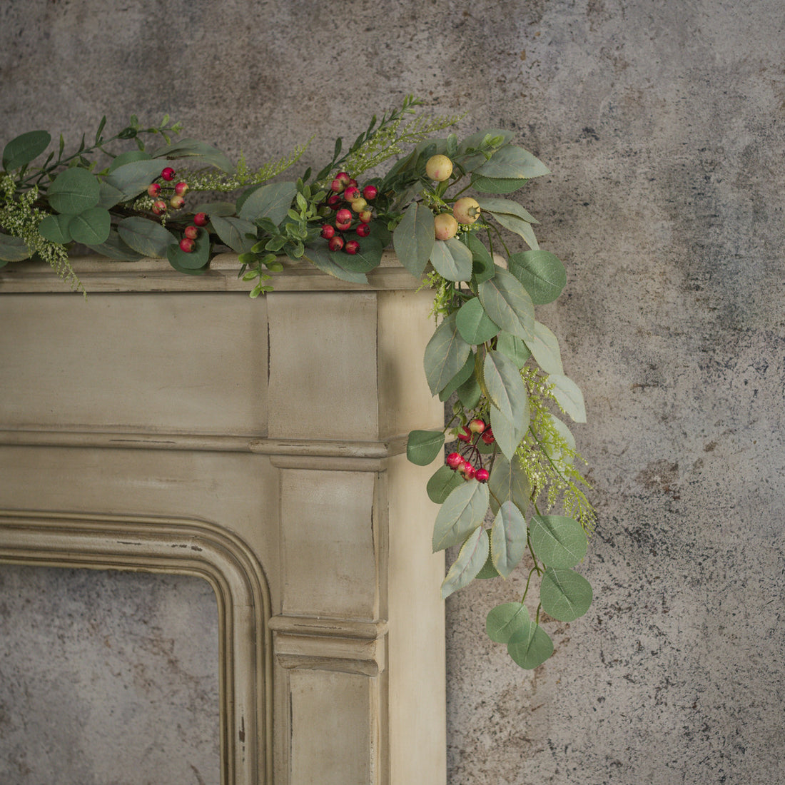 Mixed Leaves w/ Berries Garland