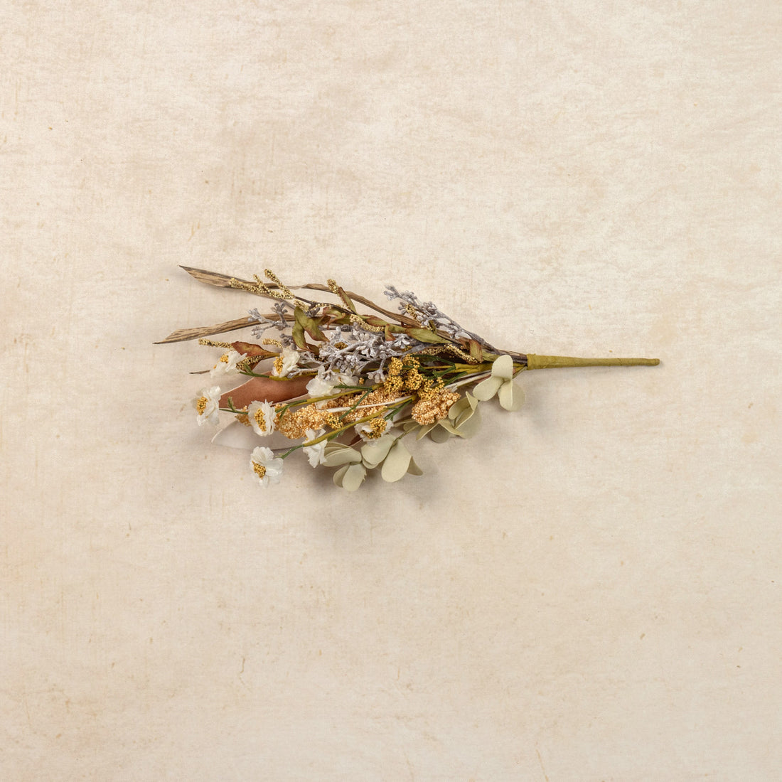 White Mini Daisy &amp; Heather Pick