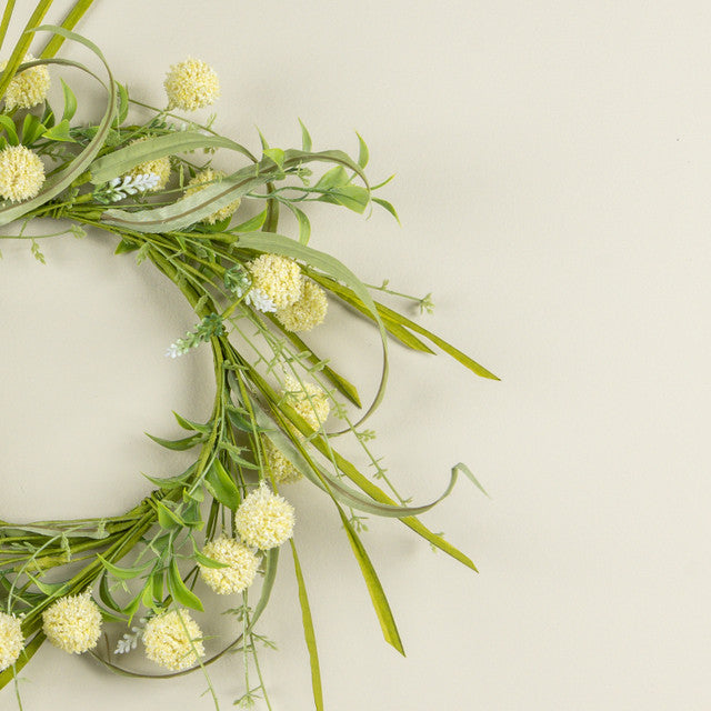 Pom Pom Candle Ring