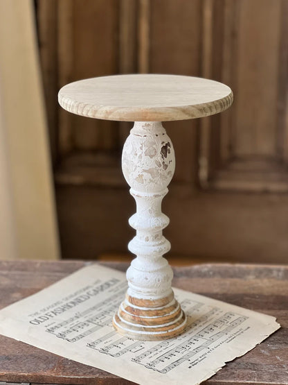 Landon Pedestal