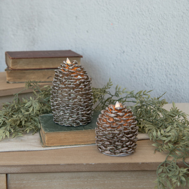 Pinecone Candle