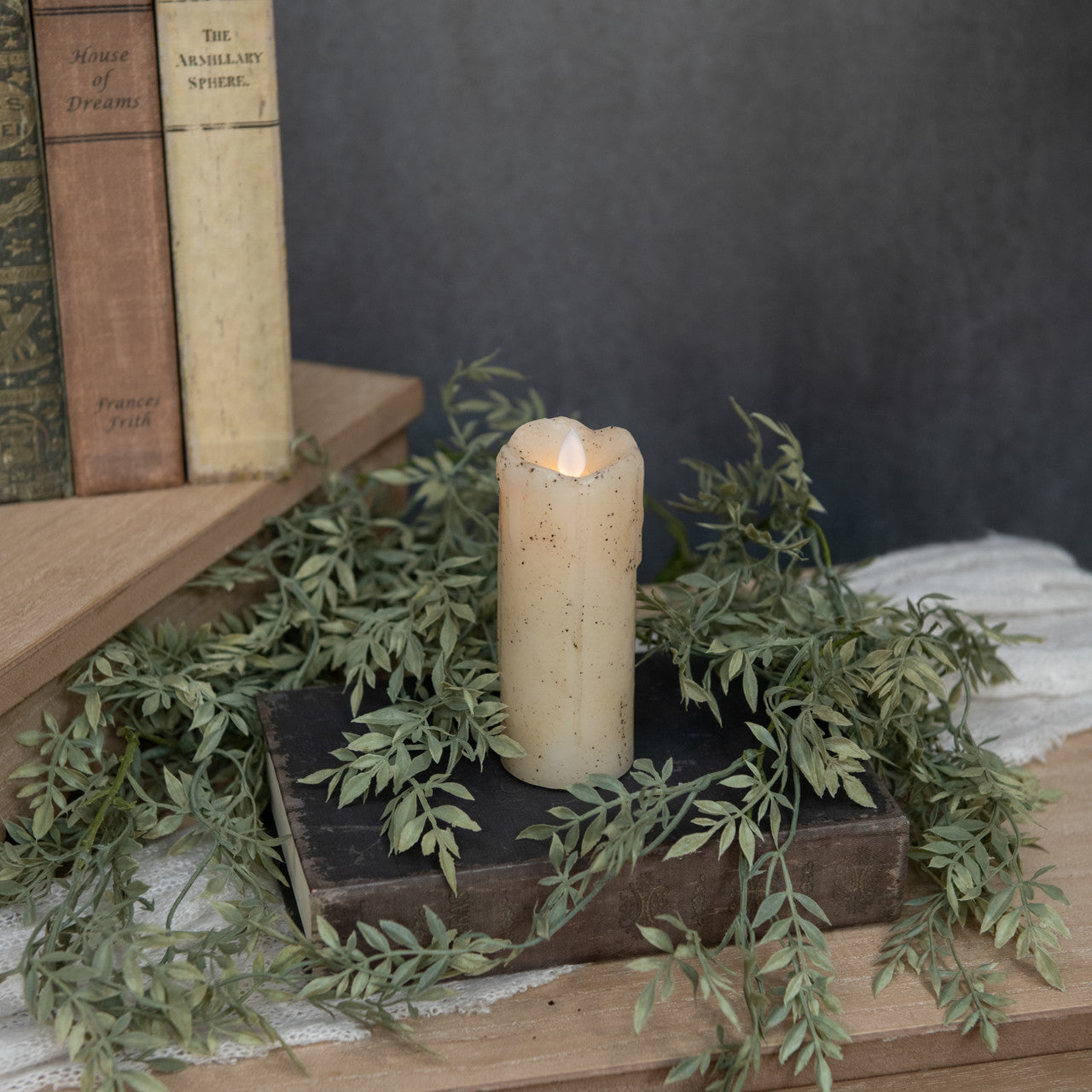 Moving Flame Pillar Candle