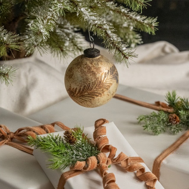 Leaf Kugel Ornament