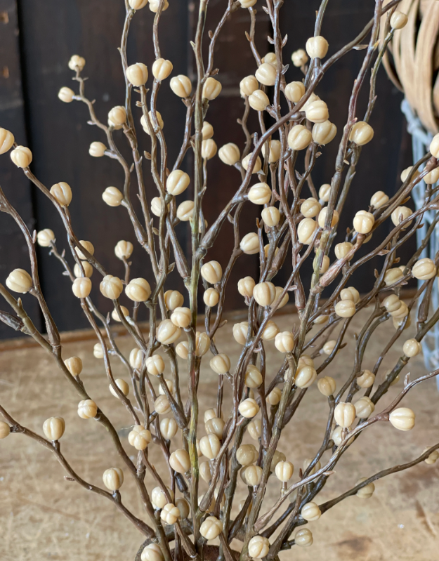 Heart Berries Pick | Cream | 16&quot;