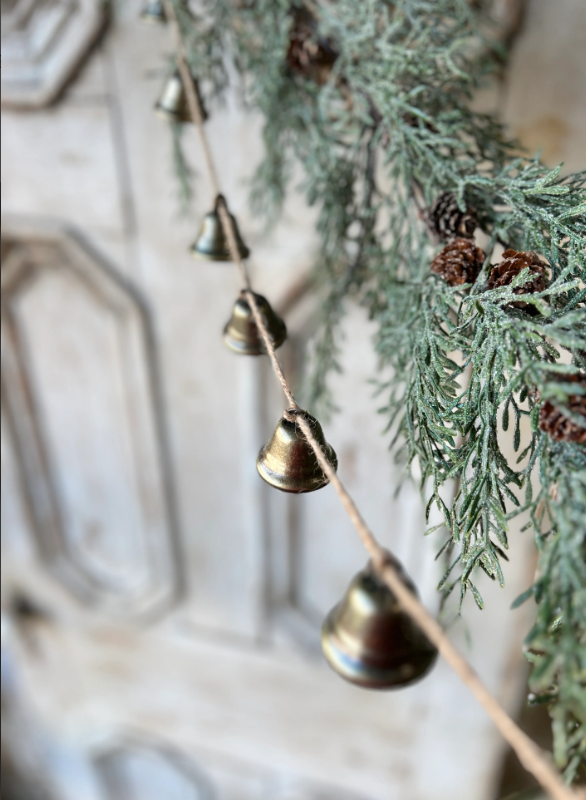 Crescendo Bell Garland | 5&