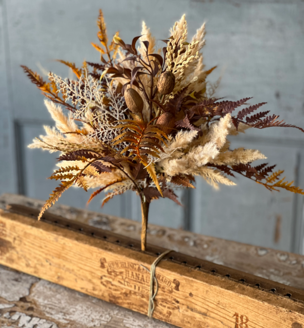 Pampas Hills Bouquet | 20&quot;
