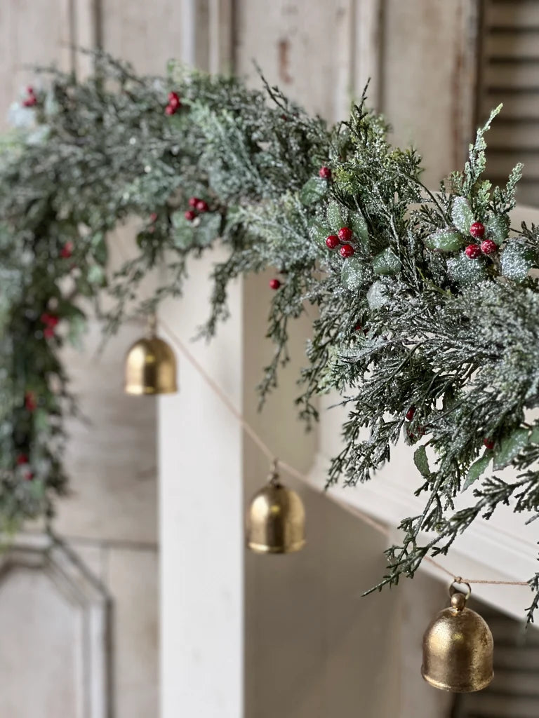 Holly Hill Cedar Garland