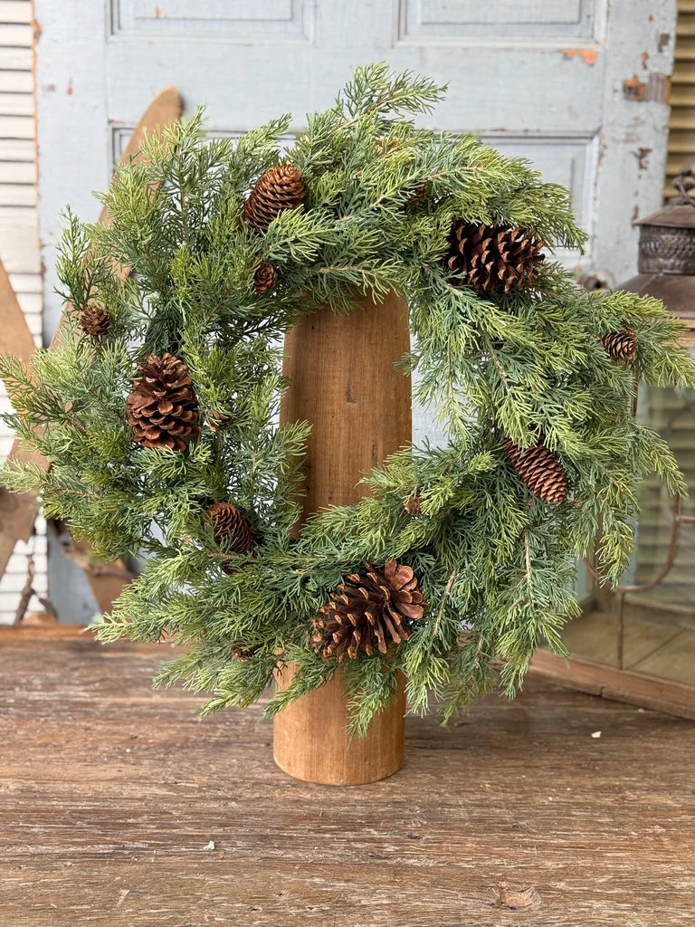 Longhope Cedar Wreath