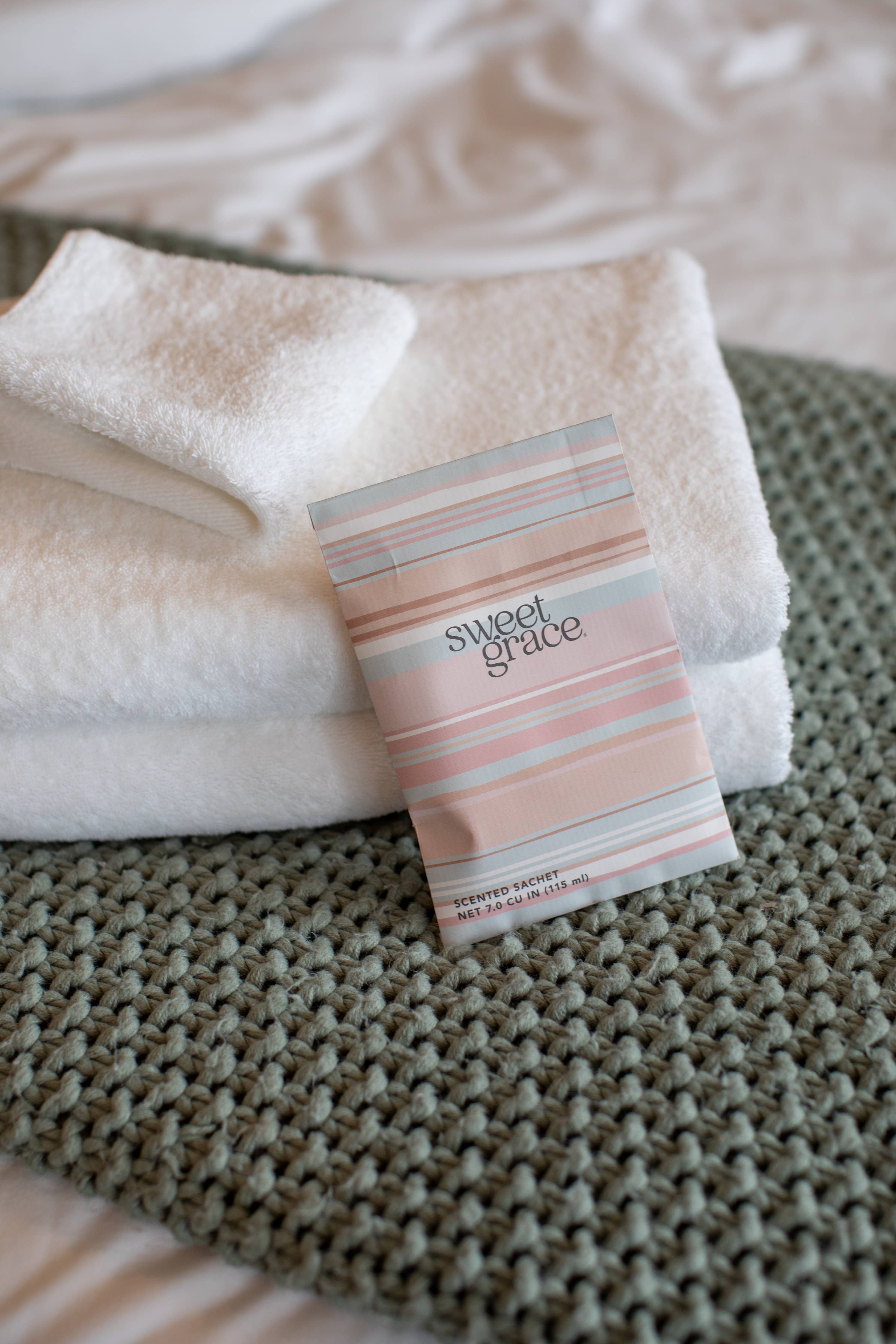 Sweet Grace Modern Stripe Sachet 9 Pack