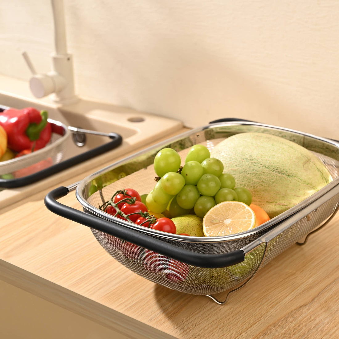 Fox Run Large Stainless Steel Colander, Extendable Handle