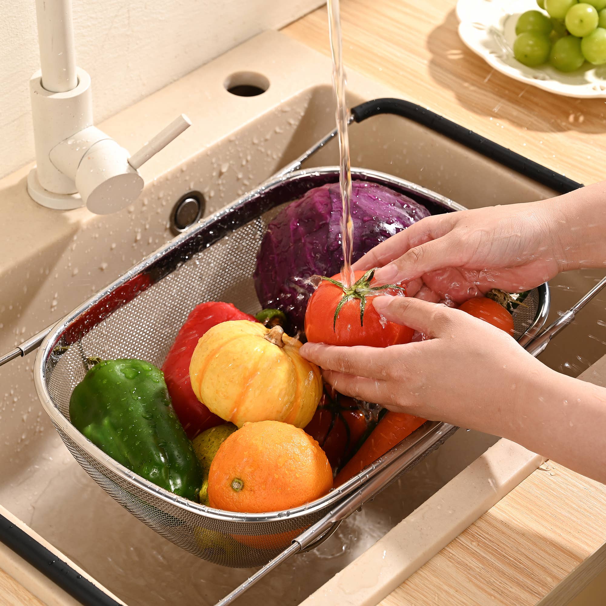 Fox Run Large Stainless Steel Colander, Extendable Handle