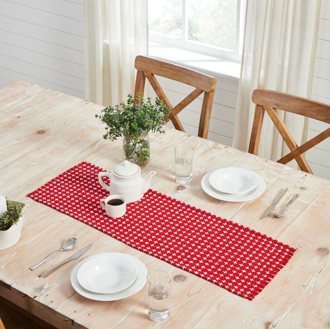 Red Woven Table Runner with Fringe 12x36 – Gallen