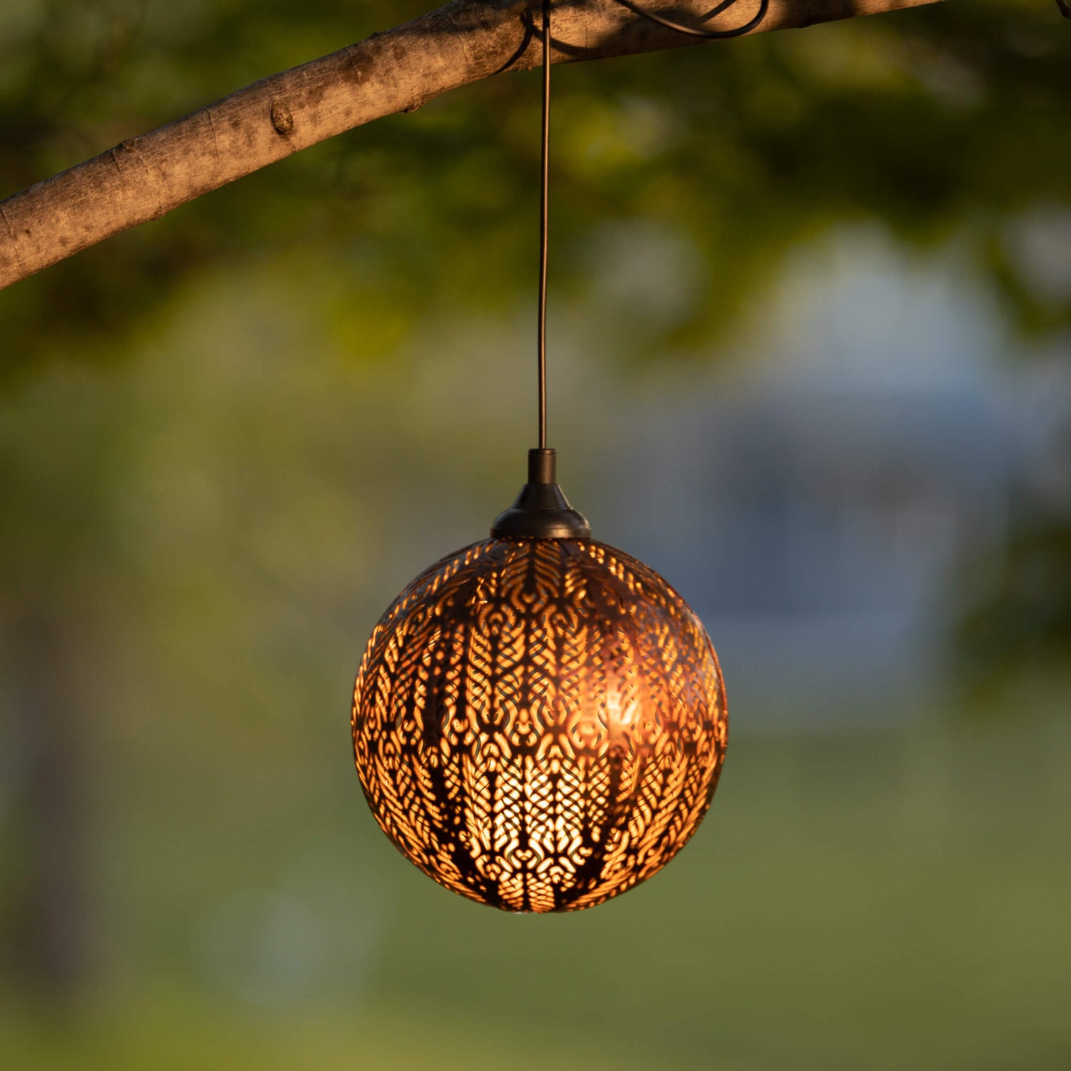 Sphere Solar Light