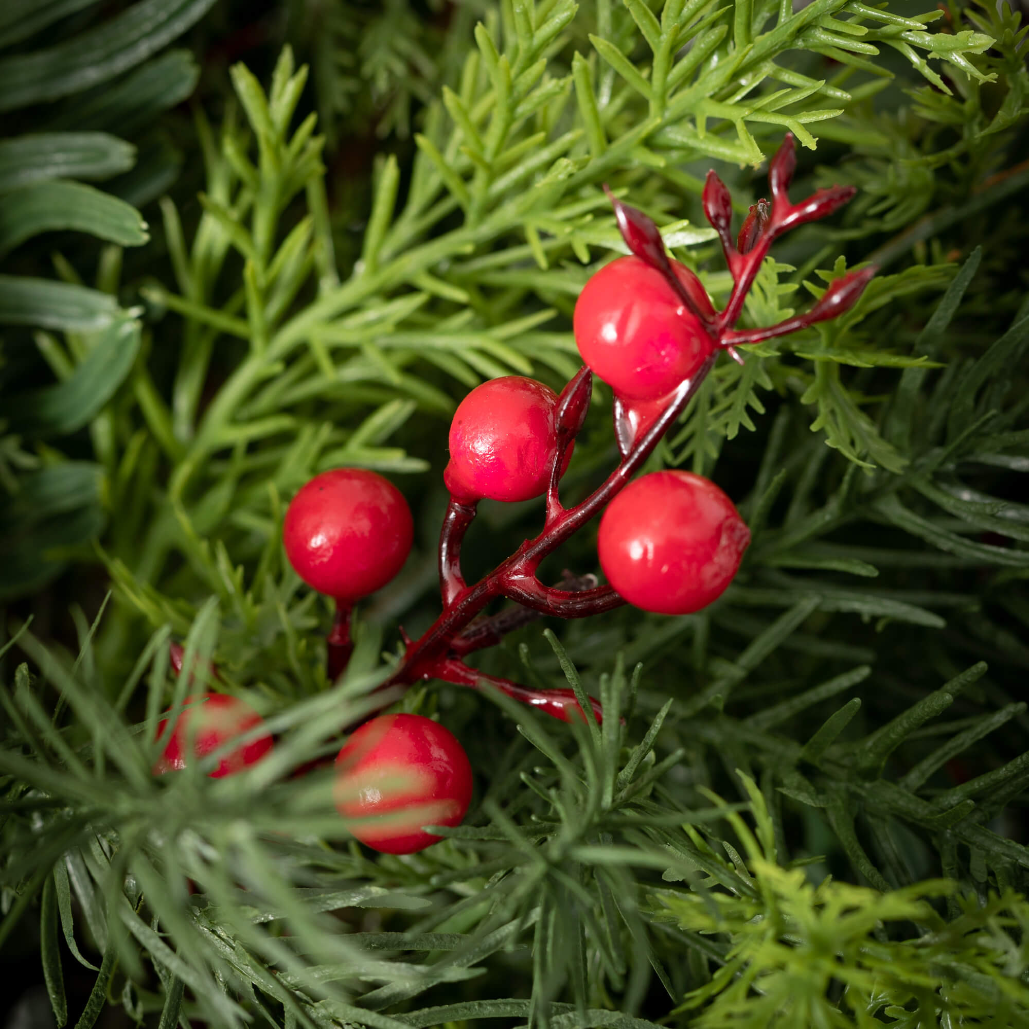 Pine and Berry Orb