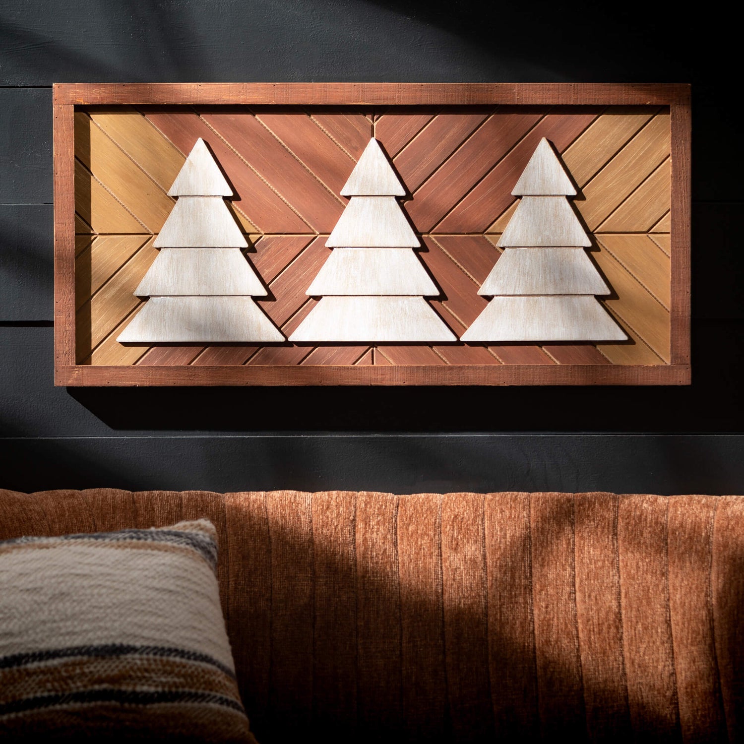 Pine Tree Wall Décor