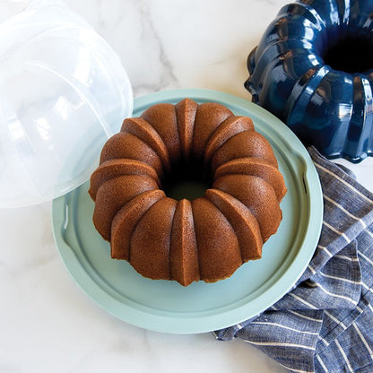 Bundt Pan with Cake Keeper